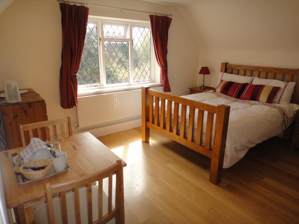 The Oaks Guest House London Room photo