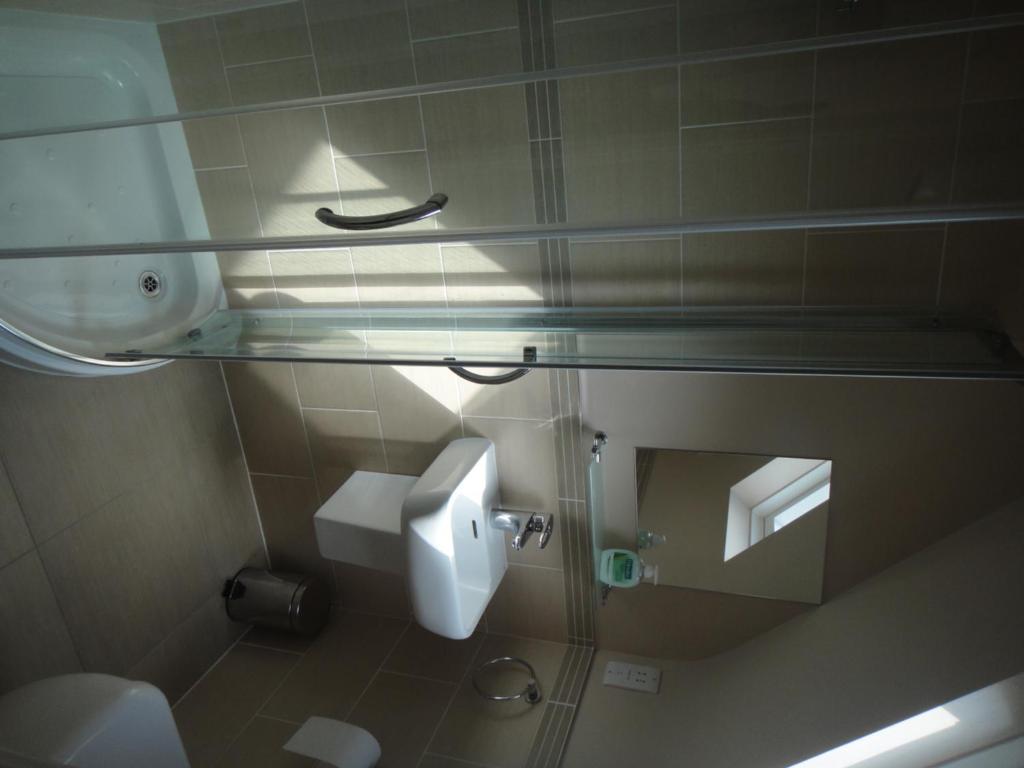 The Oaks Guest House London Room photo